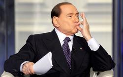 Берлускони лично поблагодарил Менеза за гол в ворота «Пармы» (ВИДЕО)