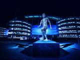 «Манчестер Сити» показал статуи Компани и Сильвы, которые открыли накануне матча с «Арсеналом» (ФОТО)