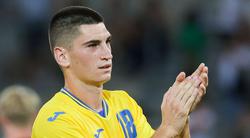 Мельгоса довызвал в молодежную сборную Украины еще одного защитника