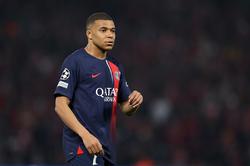 It's official. Kylian Mbappe announces his departure from PSG