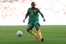 Die FIFA wird den Kameruner Ondua nicht für die russische Flagge auf Stiefeln bei der WM 2022 bestrafen 