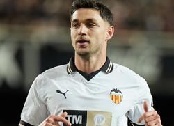 Yaremchuk wants to stay at Valencia, but his transfer may be hindered by the club's financial problems