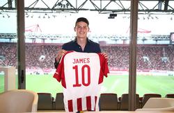 Olympiakos has signed a contract with James Rodríguez