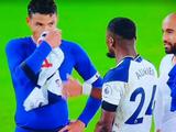Тиаго Силва вытер нос футболкой игрока «Тоттенхэма» (ФОТО)